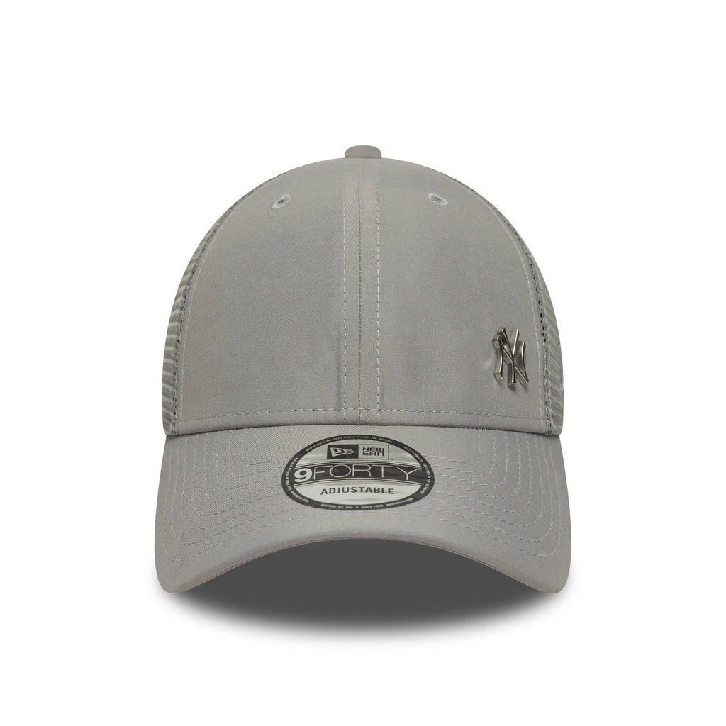 New York Yankees MLB Flawless 9Forty Trucker Grey