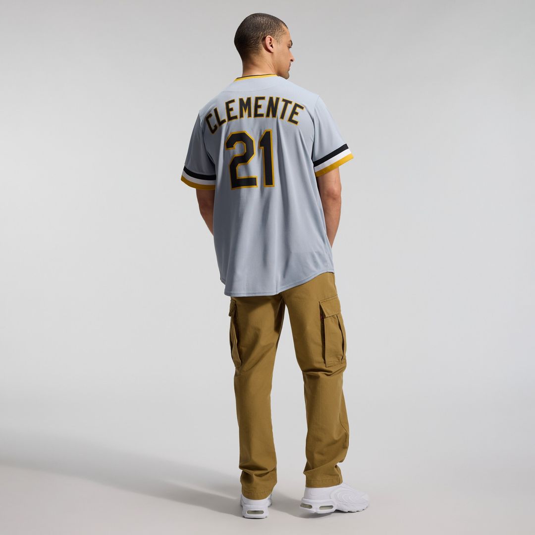 Pittsburgh Pirates Roberto Clemente Nike Throwback Cooperstown Limited Jersey - Gray